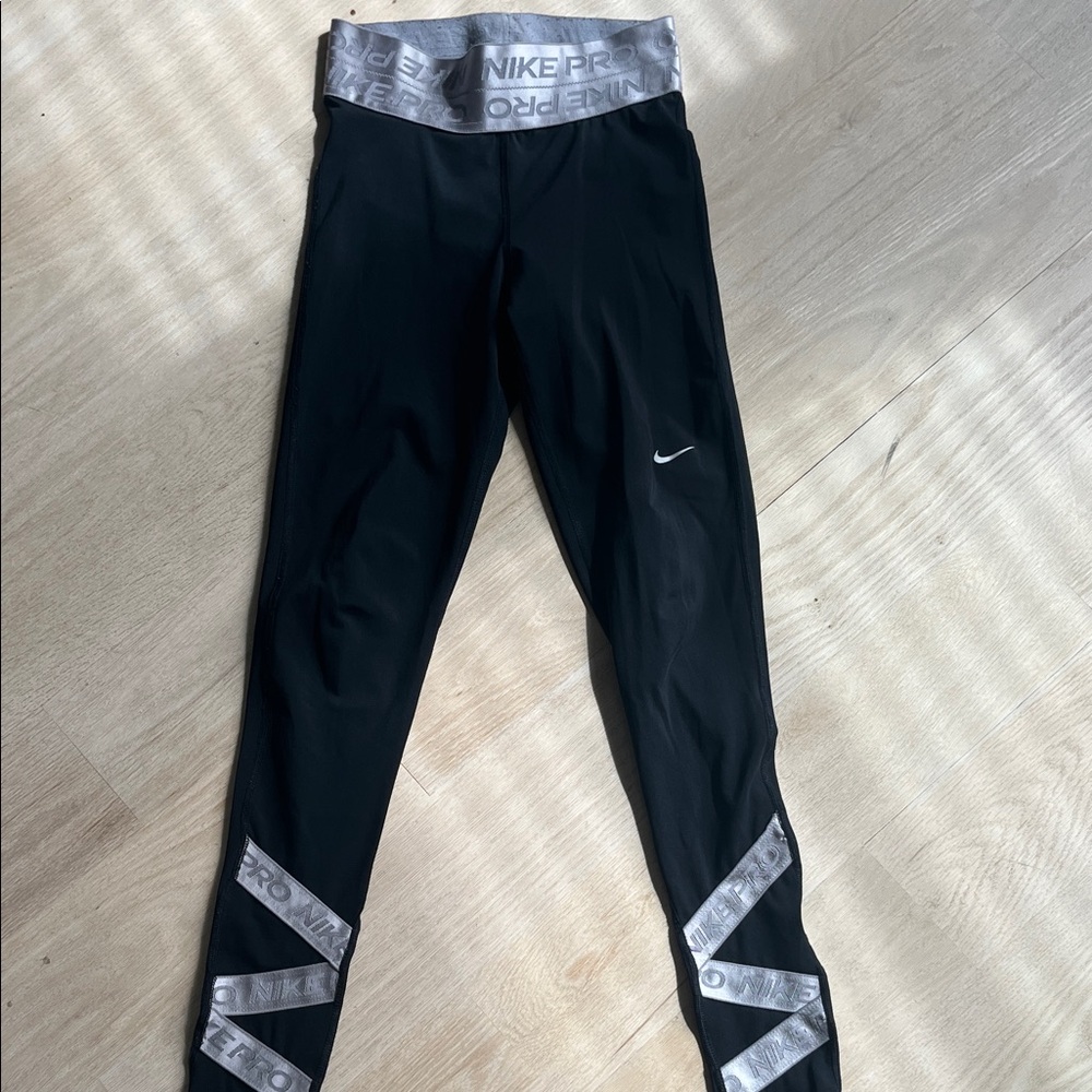 Nike Black and Silver Women's Leggings